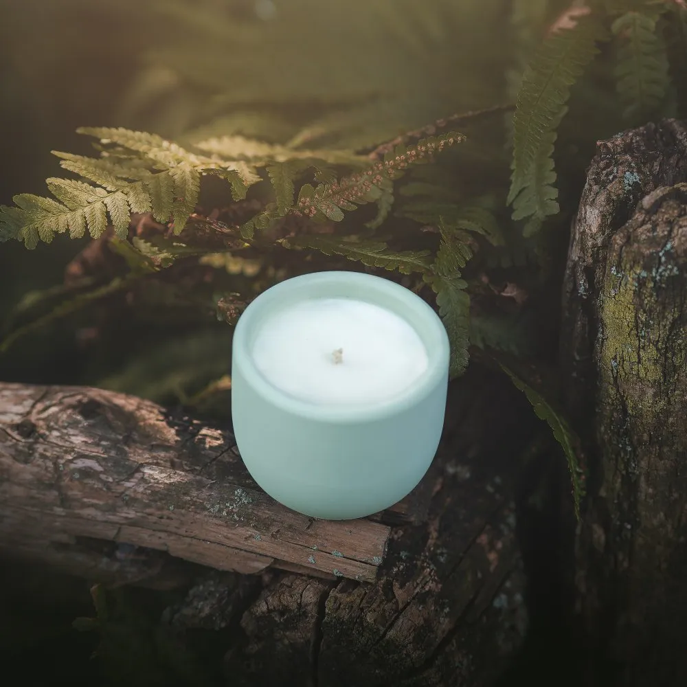 Betonhome - Sójová svíčka mini ROMANTICKÁ CHVILKA 70g (zelená).webp