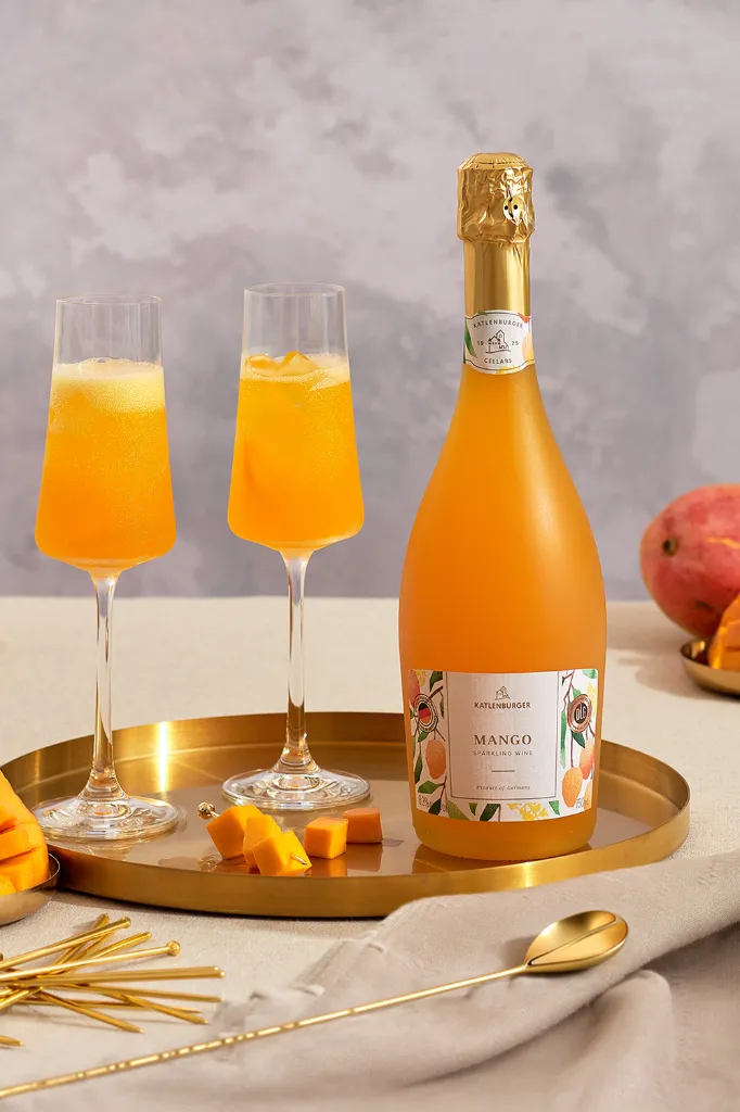 2026_KAT_Sparling_Mango_single.webp