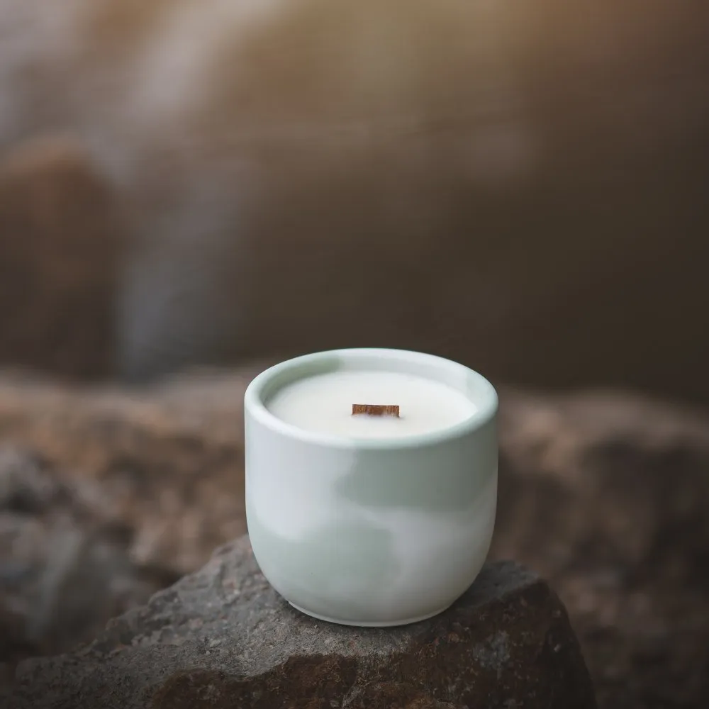 BETON home - Sójová svíčka střední DOKONALÝ RELAX 220g (zelená melír).webp